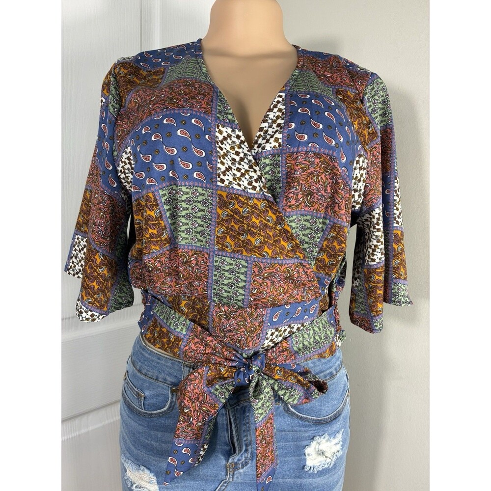 Thread Story Top Size XL Floral Paisley Patchwork Print Tie Front Boho